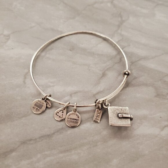 Alex and Ani Jewelry - 🎓 Alex and Ani Class of 2014 Graduation Cap Expandable Bracelet 🎓
